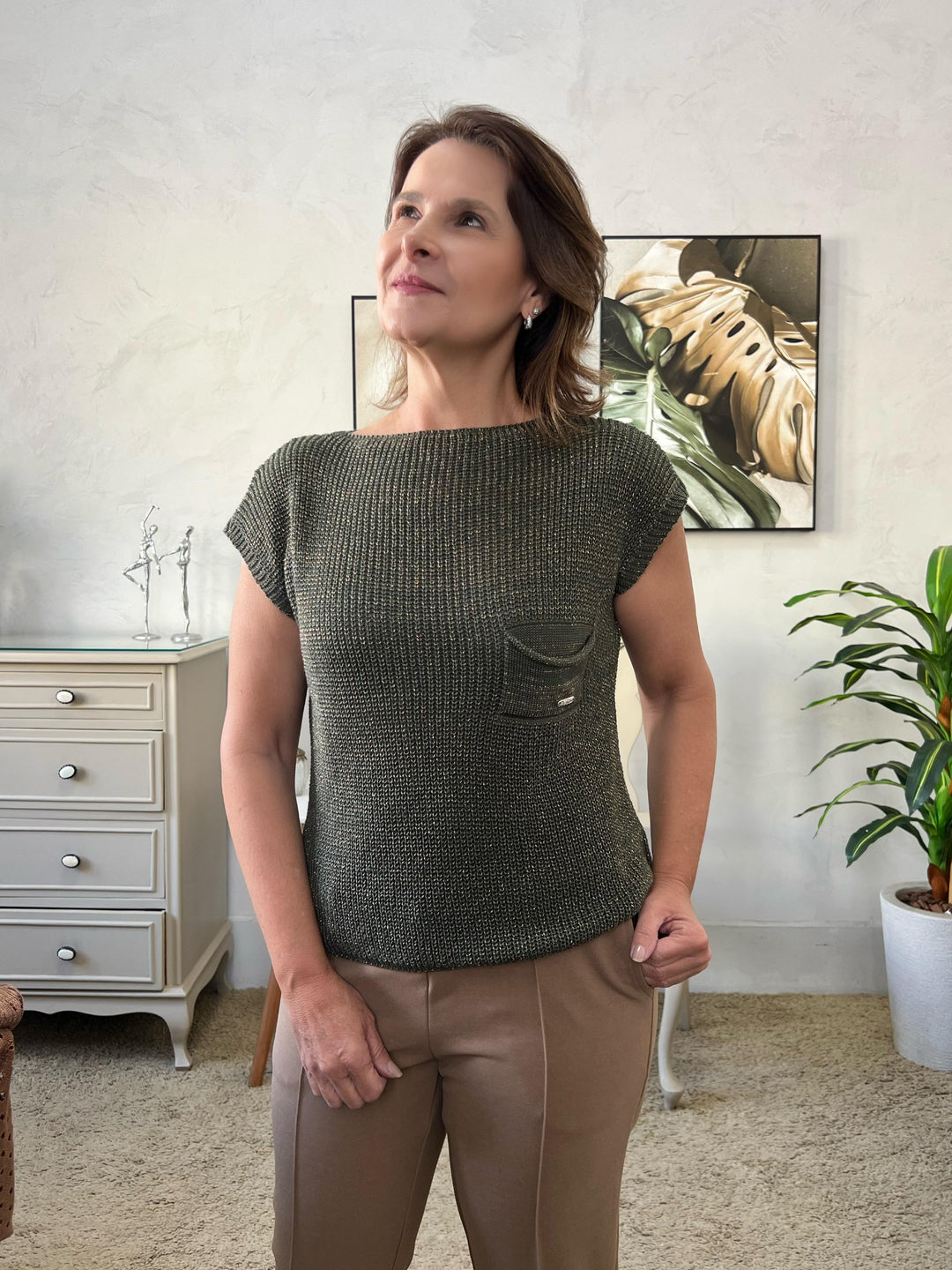 Colete Tricot Verde Militar com Fios Dourados - Naiara