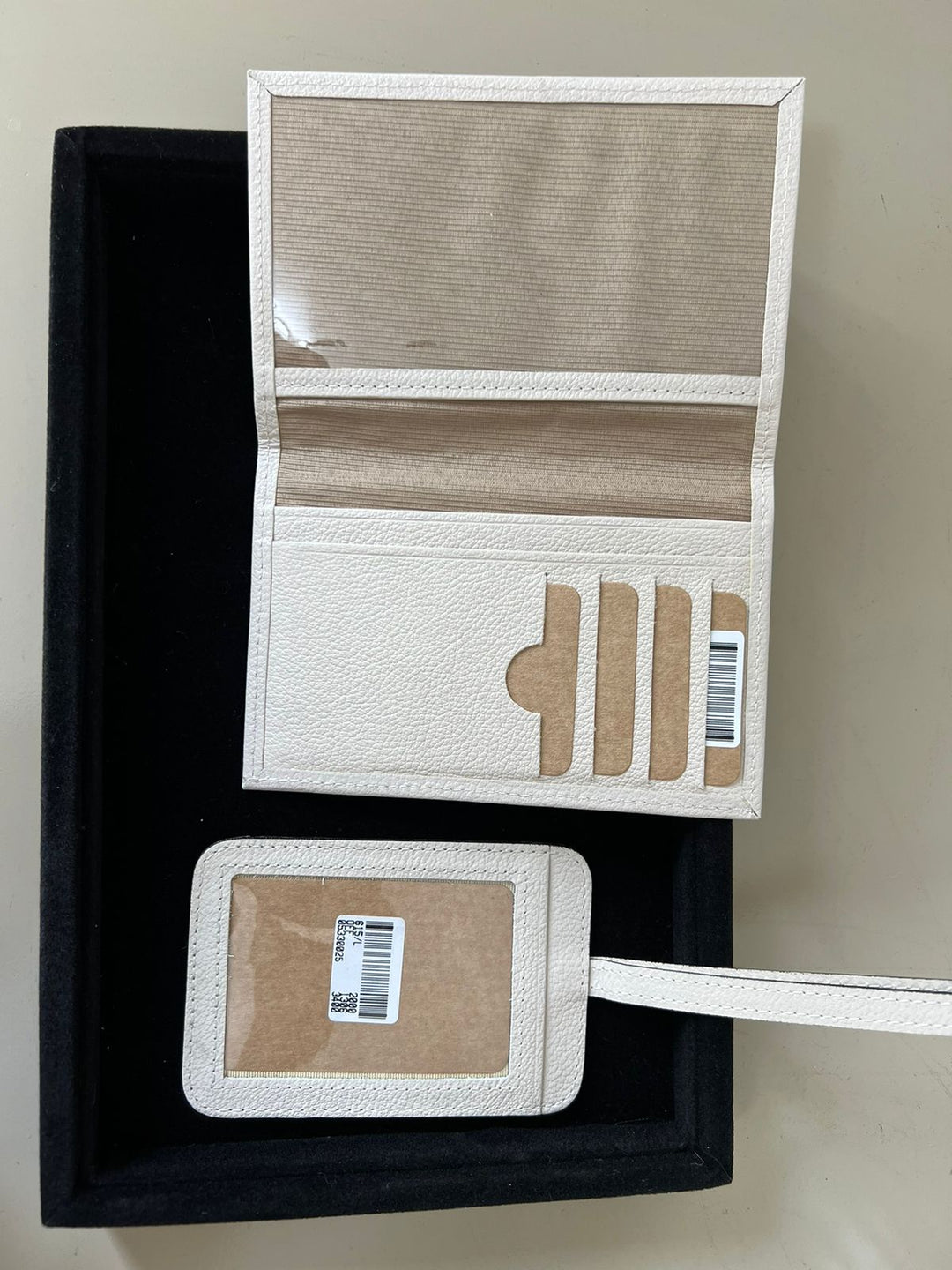 Tag Identificador de Bagagem - Off White