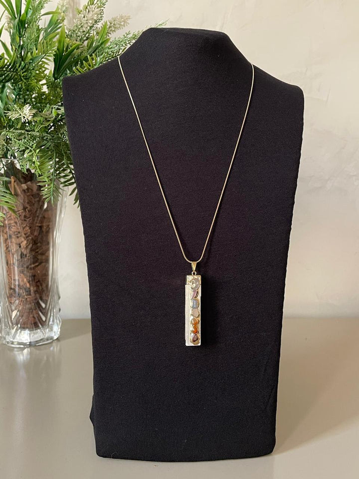 Colar Luna com Pedra em Cristal - Dourado