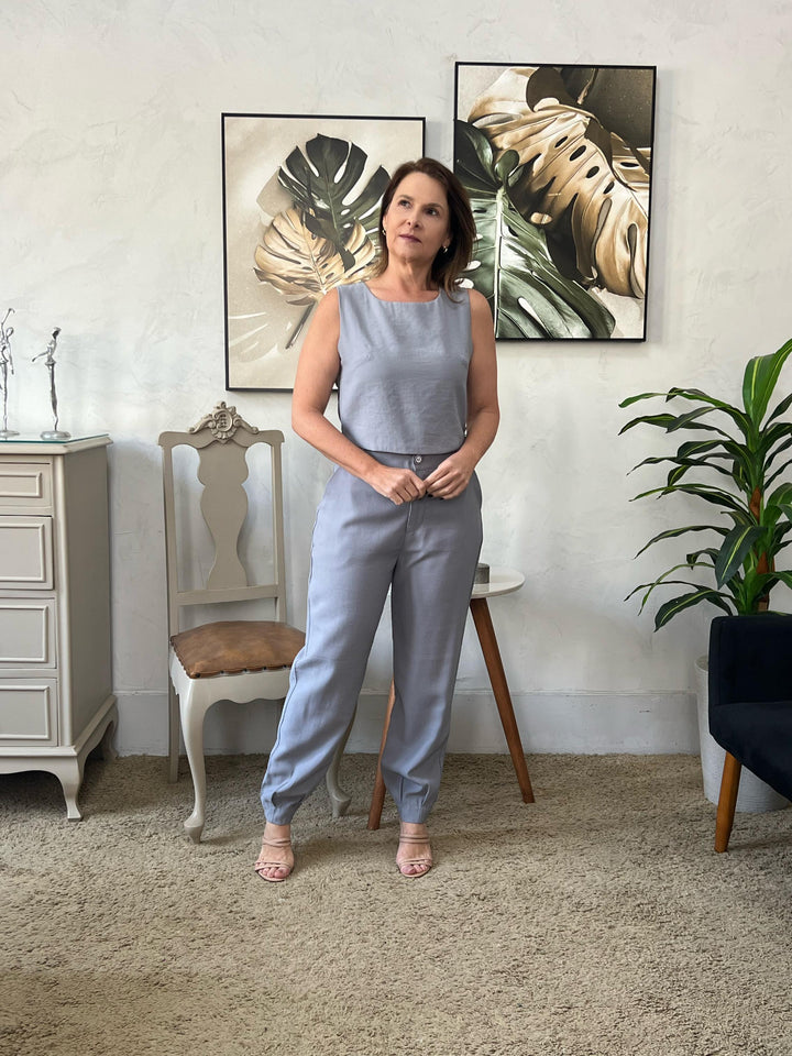 Conjunto Ana Alfaiataria Calça e Regata - Cinza