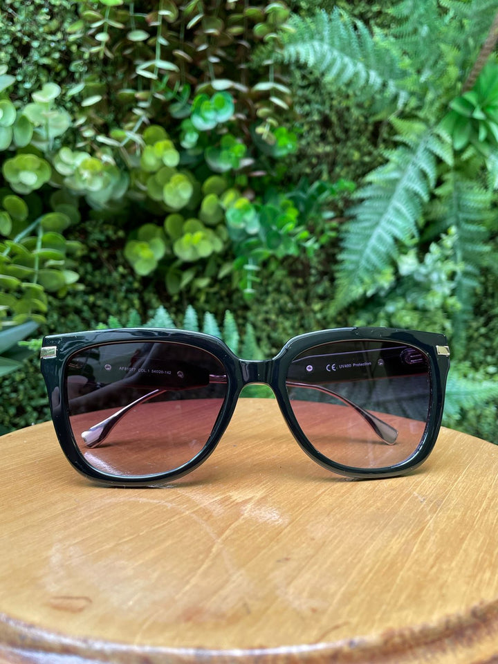 Óculos Lívia Sol - Preto