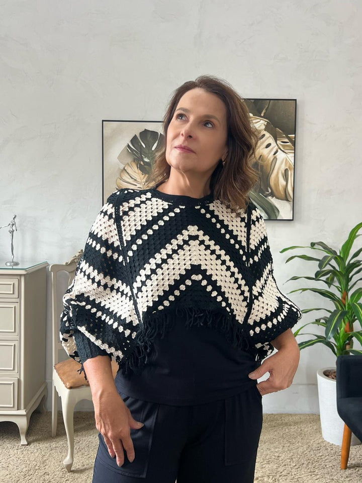 Blusa Karen em Tricot Manga Longa - Bege/Preto