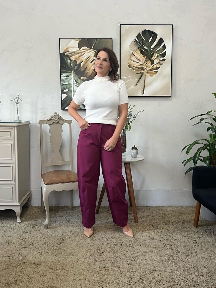 Calça Élida Barrel Gabardine - Cereja