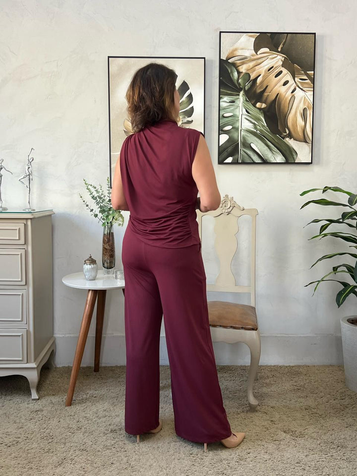 Conjunto Fluity Borgonha Regata Drapeada e Calça Reta - Andrea