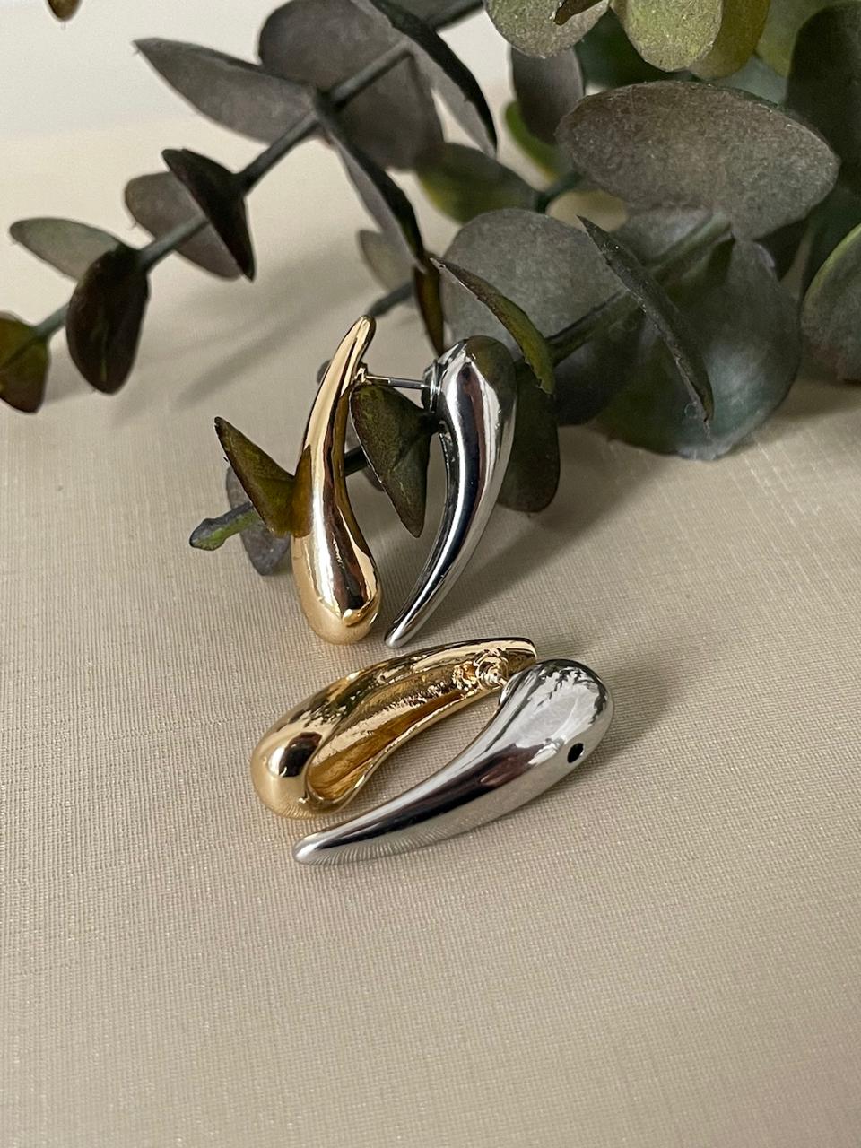 Brinco Mônica Gota Dupla - Dourado /Prata