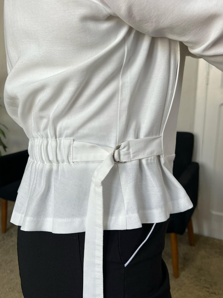 Conjunto P&B Jaqueta com Fivela e Calça Pantalona - Andria