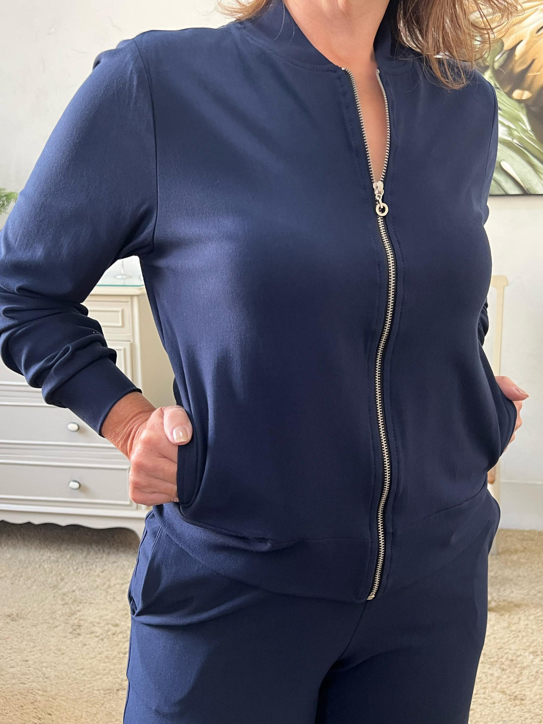 Conjunto Calça Reta e Blusa Bomber Azul Marinho - Clara