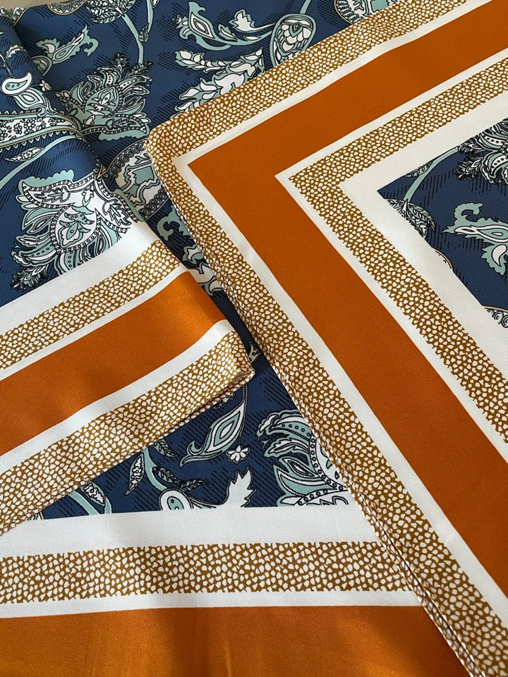 Lenço Simone Acetinado Estampado - Azul/Laranja