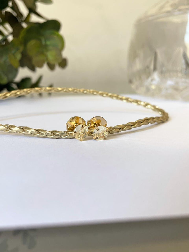 Brinco Aurora Ponto de Luz - Dourado