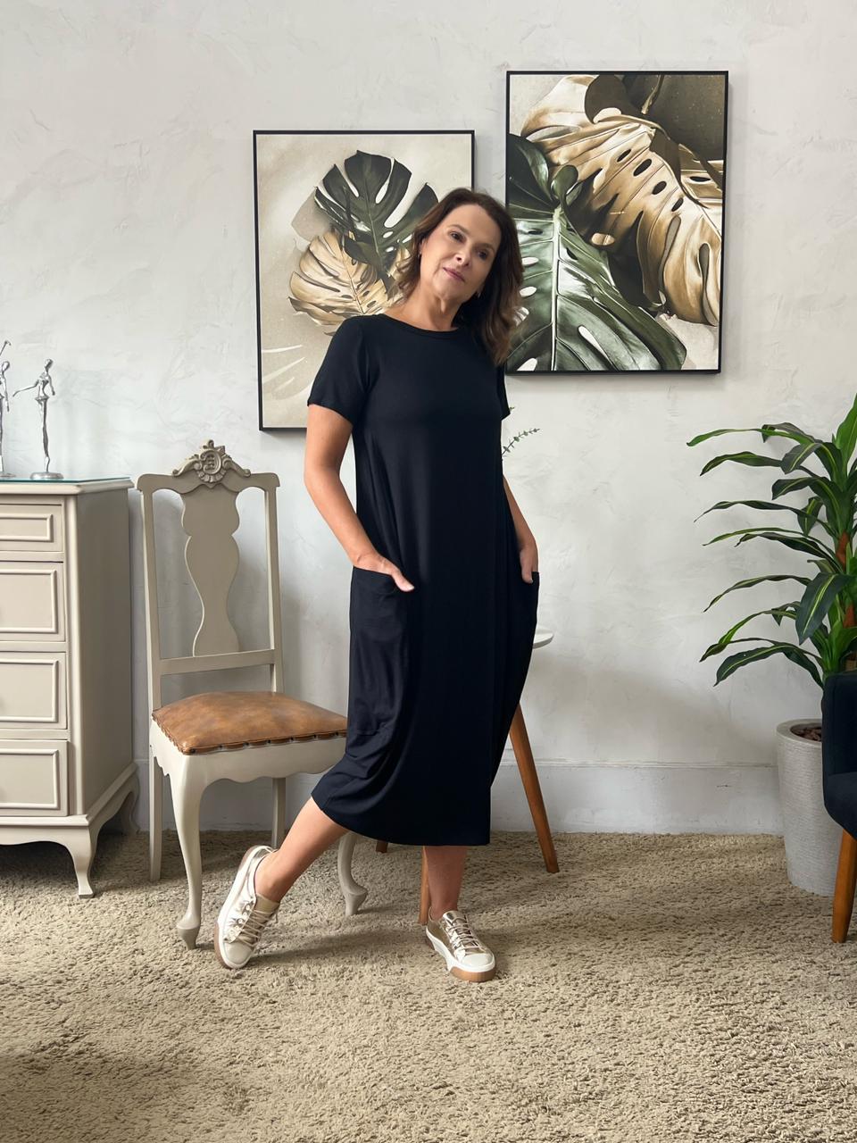 Vestido Flávia Midi com Bolso - Preto