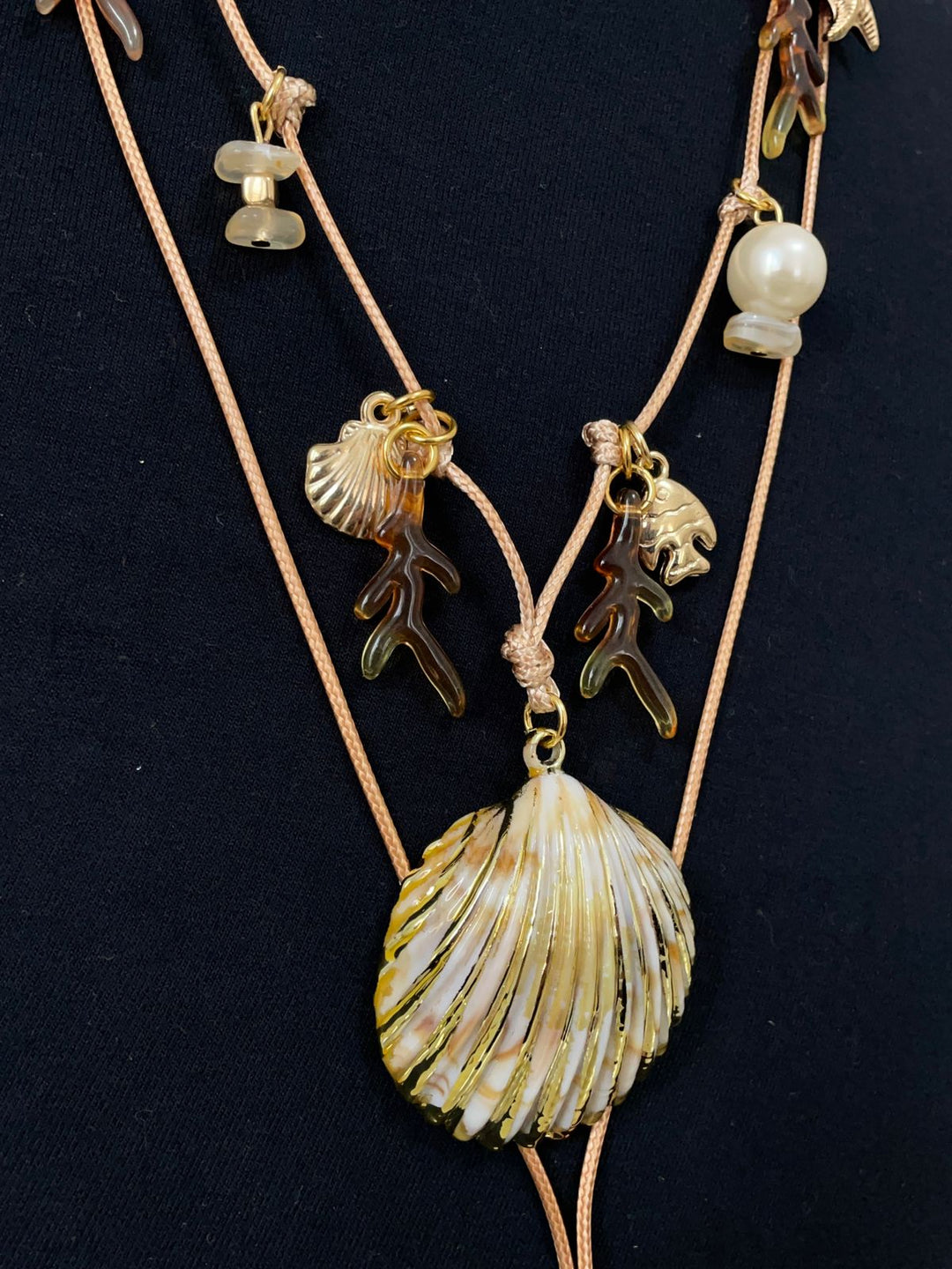 Colar Micaela Longo Conchas - Dourado